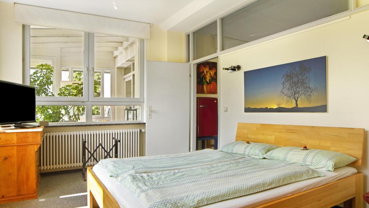 Ferienwohnung Zum Goldenen Kopf エルツァッハ エクステリア 写真