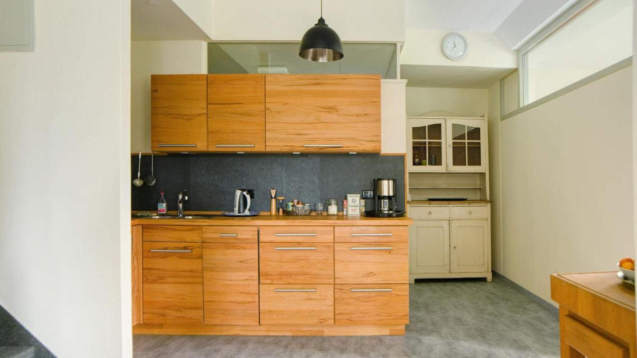 Ferienwohnung Zum Goldenen Kopf エルツァッハ エクステリア 写真