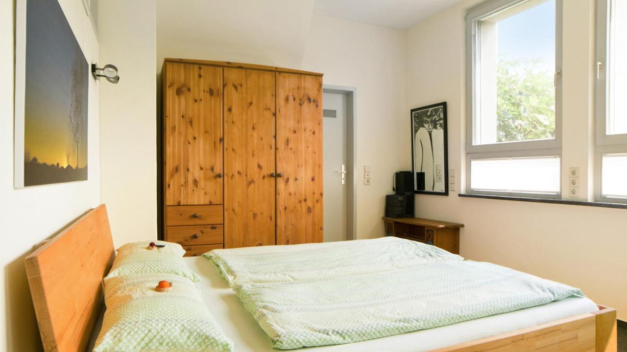 Ferienwohnung Zum Goldenen Kopf エルツァッハ エクステリア 写真