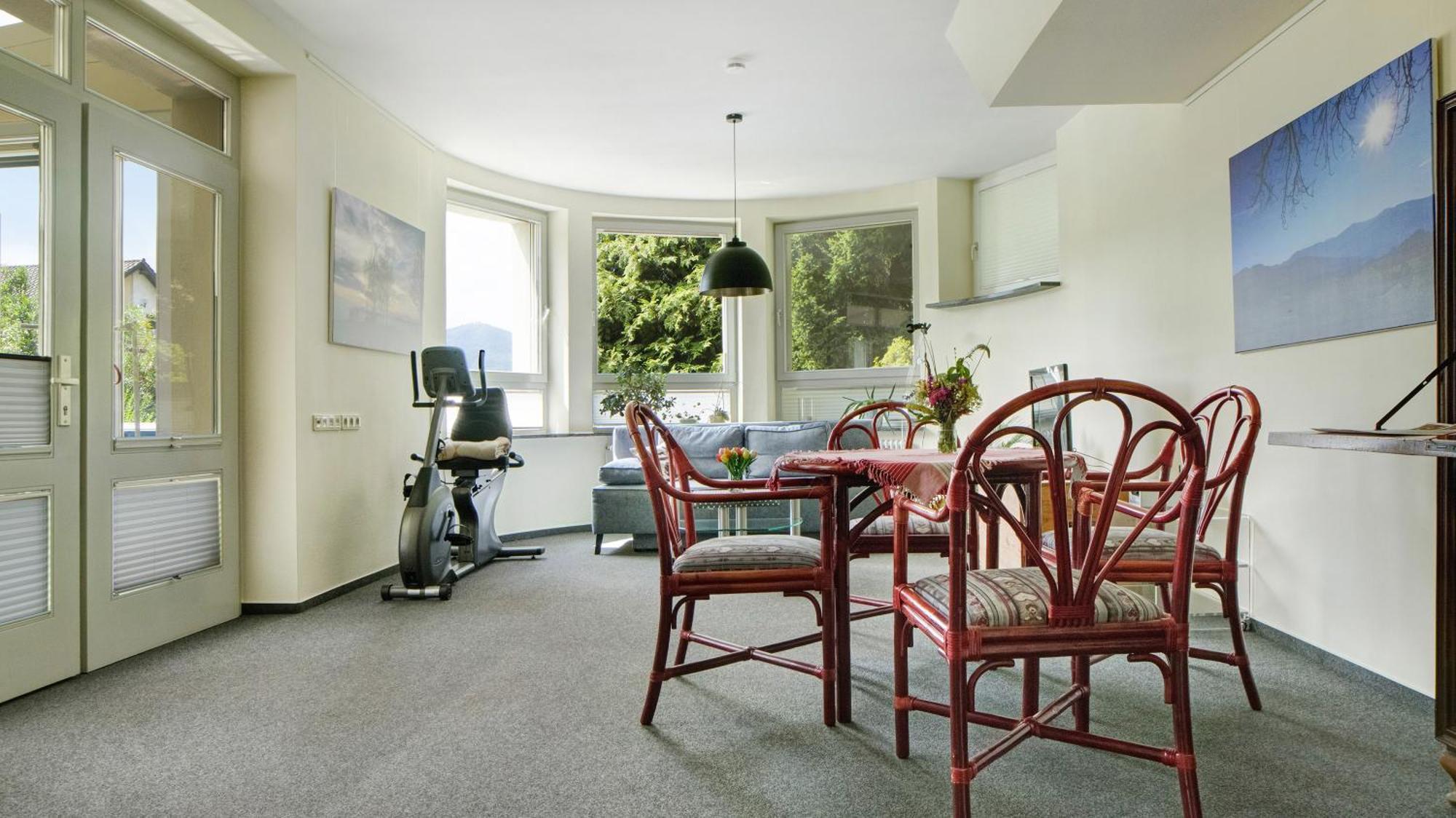 Ferienwohnung Zum Goldenen Kopf エルツァッハ エクステリア 写真